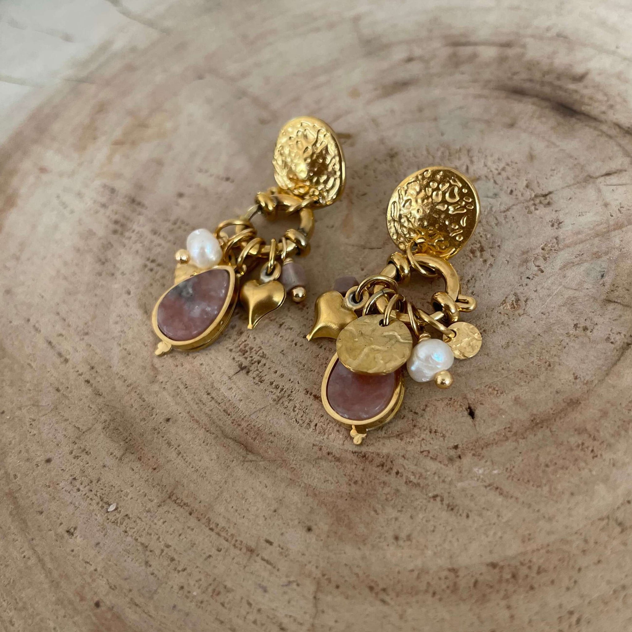 Violet earrings